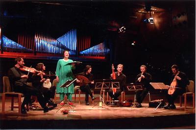 Oni Wytars - a German ensemble founded in 1983 to give a new and impulsive expression to Early Music. 